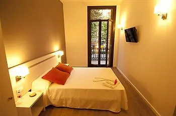 Live Guest house